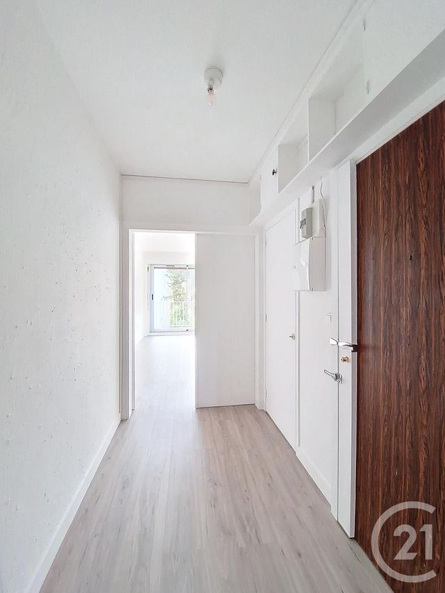 Appartement F3 à louer - 3 pièces - 67.2 m2 - FONTENAY SOUS BOIS - 94 - ILE-DE-FRANCE - Century 21 Farré Pernety